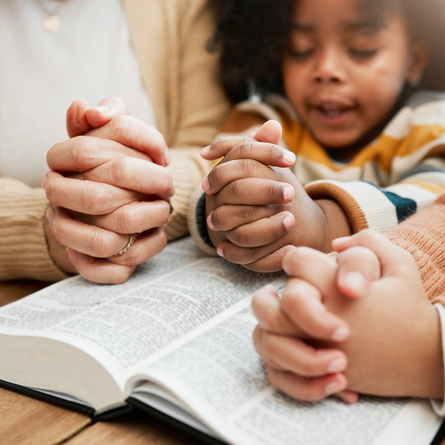 Praying Child | The Good and the Beautiful